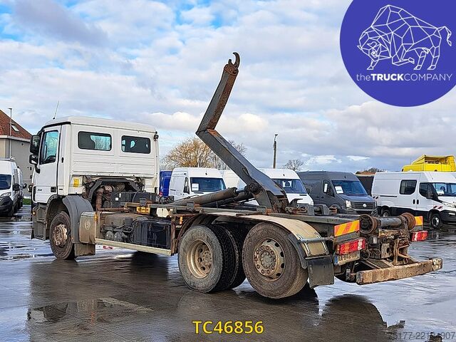 Container transportation Mercedes-Benz Actros 2541