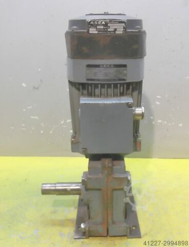 Getriebemotor 0,75 kW 61,3 U/min ASEA MTB80B4