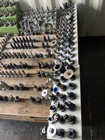 Spannzangenfutter WNT B40 ER16M A=100 + Centro-P Germany Spannzange + VHM-Bohrer Oprawka WNT B40 ER16M A=100 + tulejka Centro-P Germany + wiertło VHM 