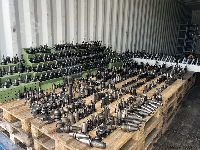 Spannzangenfutter WNT B40 ER16M A=100 + Centro-P Germany Spannzange + VHM-Bohrer Oprawka WNT B40 ER16M A=100 + tulejka Centro-P Germany + wiertło VHM 