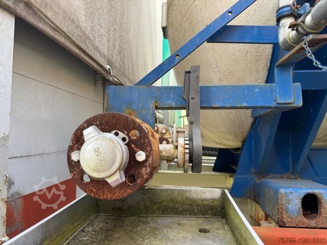 Swap body trailer KOMBI TANK-PRITSCHE