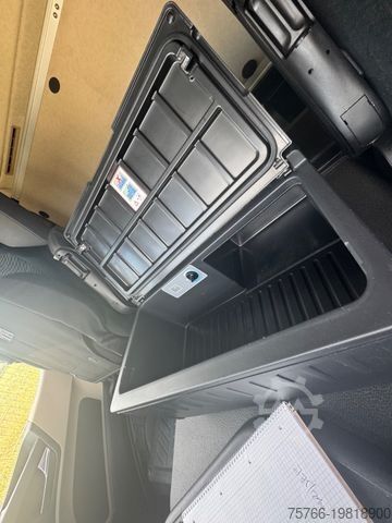 Beverage truck MERCEDES-BENZ ACTROS 2540 L/ 2 x LBW / LENKACHSE / KOMPLETTZUG