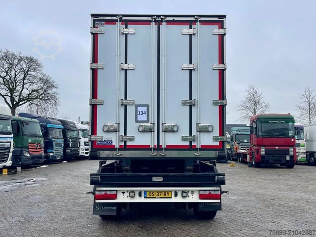 Refrigerated/frozen transport Pacton LZV    Sliding chassis for 2nd trailer connecti...