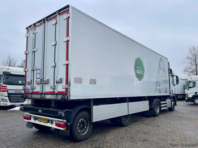 Refrigerated/frozen transport Pacton LZV    Sliding chassis for 2nd trailer connecti...