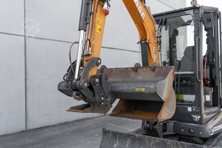 Mini excavator CASE CX 25 D