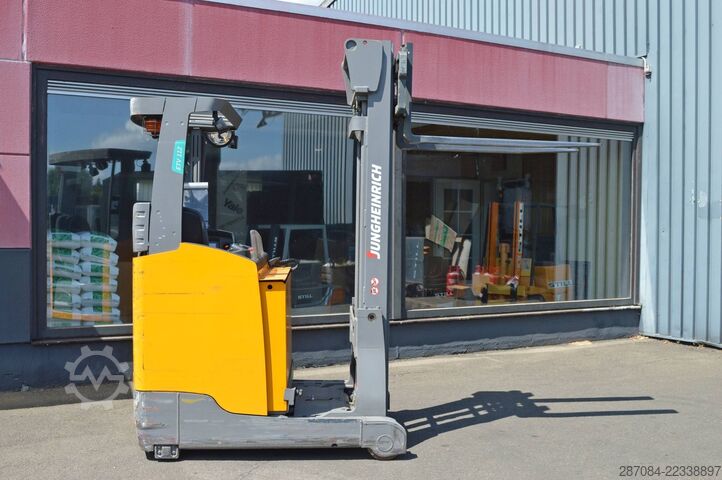 Schubmaststapler Jungheinrich ETV 112