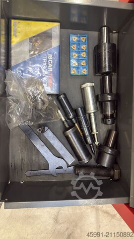 CNC lathe Emco EMCOTURN E45 with barfeeder