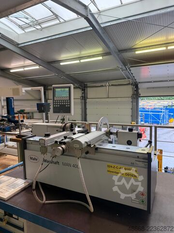 Manual shaft measuring station measuring machine Mahr Marshaft MAN 400
