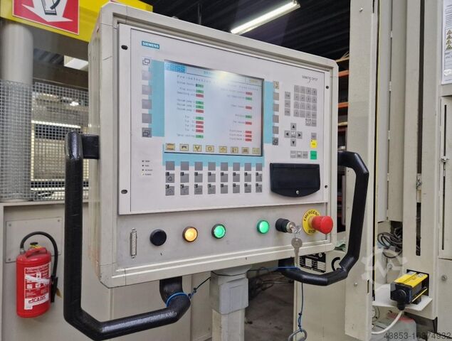 Thermoformmaschine GEISS DU 2200 x 1200 T8