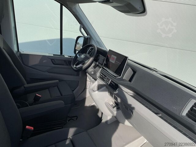 Panel van MAN TGE 3.180 L3H3 Kasten 4x4 STANDHZ ACC LENKRADHZ