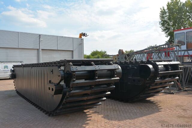 Crawler excavator Swampmaster 2200 amphibious ponton for excavator