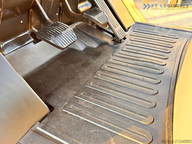 Gabelstapler Toyota 42-4FD40 / DIESEL / 4500KG / DUPLEX / FO