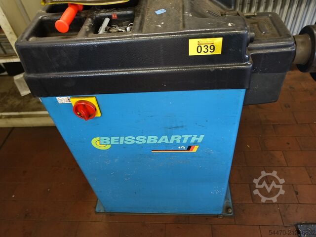 Reifenwuchtmaschine BEISSBARTH MT530