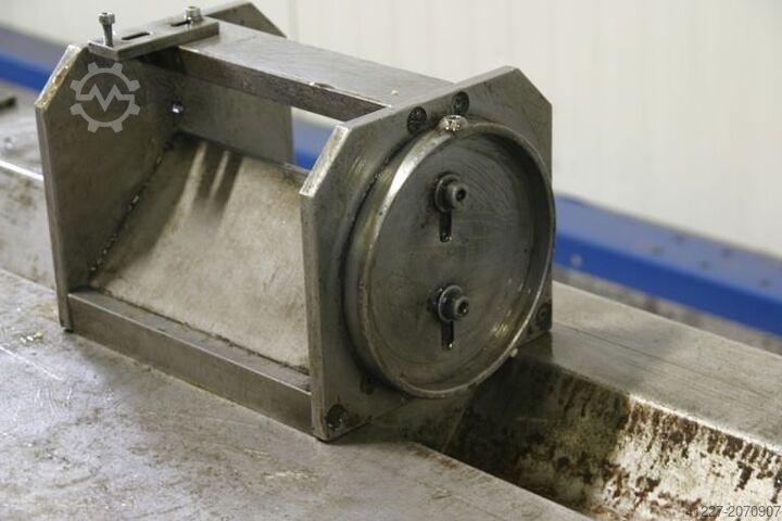 Clamping plate with prism unbekannt Größe 2396/658/H920 mm