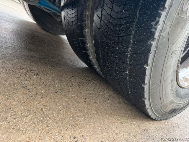 Tanker truck MAN TGS 18.400*TANKWAGEN*3 KAMMER*OBEN UND UNTEN*TÜV