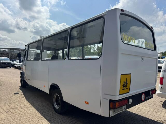 Panel van Mercedes-Benz Vario 814