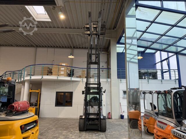 Electric 4-wheel forklift Still RX 60-50 / AKKU 2018 / 4160 Std.