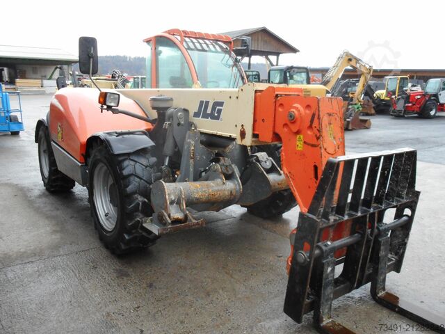 Telescopic loader JLG 3513 ( 3,5t 13m )