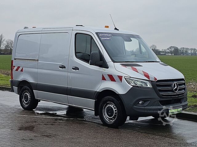High-roof van MERCEDES-BENZ SPRINTER 317 L1H1 LED Trekhaak!