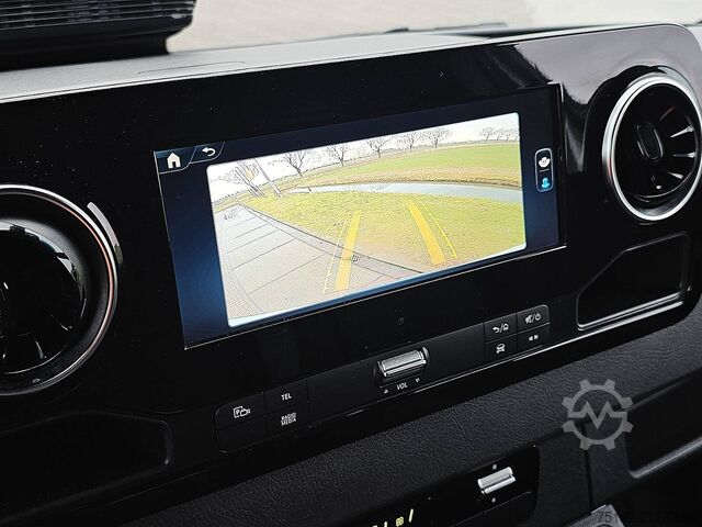 High-roof van MERCEDES-BENZ SPRINTER 315 L2H2 Mbux10 RWD