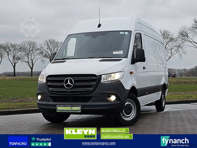 High-roof van MERCEDES-BENZ SPRINTER 317 L2H2 Mbux RWD Euro6!