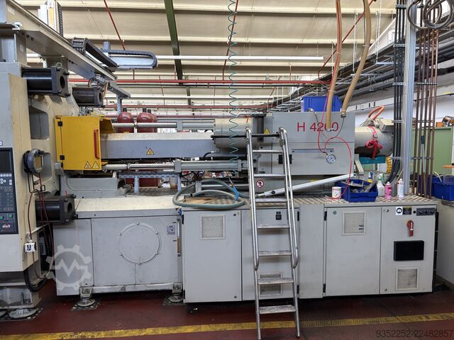 Injection molding machine Billion H4200/800 D2 GM