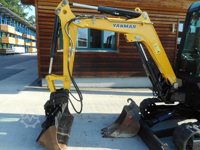 Mini excavator Yanmar Vio 25-3