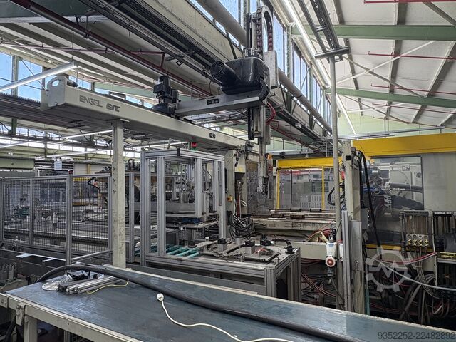 Injection molding machine ENGEL ES 3550/400 HL