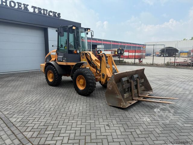 Loader Case 121E Serie 3