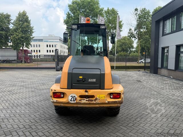 Loader Case 121E Serie 3