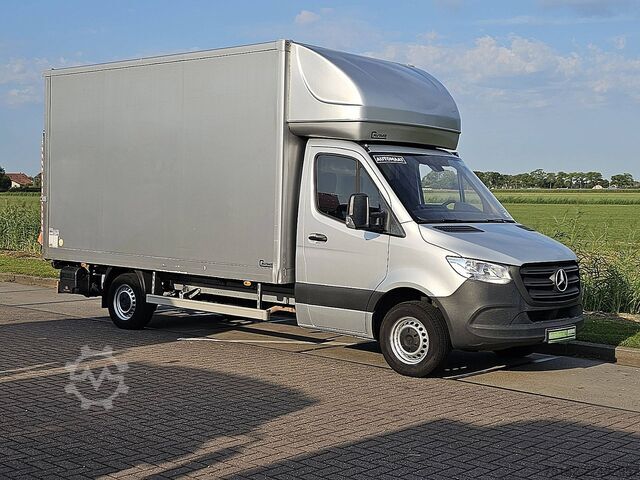 Suitcase MERCEDES-BENZ SPRINTER 317 Bakwagen Laadklep!