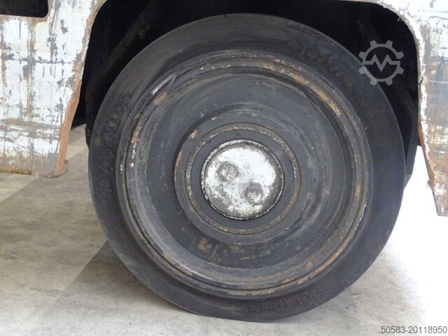 Four-way side loader Hubtex MD50 - TRIPLEX