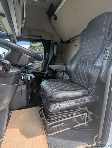 Standard SZM MERCEDES-BENZ ACTROS 1851 LS GigaSpace, erst 71 Tkm