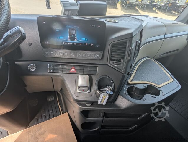 Standard SZM MERCEDES-BENZ ACTROS 1851 LS GigaSpace, erst 71 Tkm