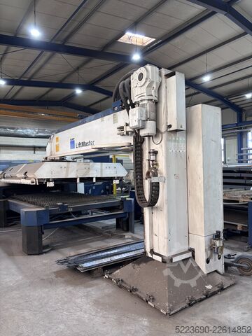 Laser cutting machine TRUMPF TruLaser 5030 L16 inkl. Liftmaster