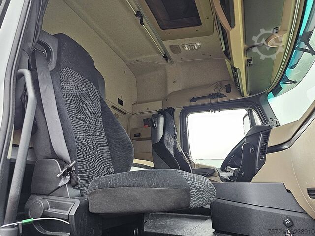Standard-SZM MERCEDES-BENZ ACTROS 1843 LS