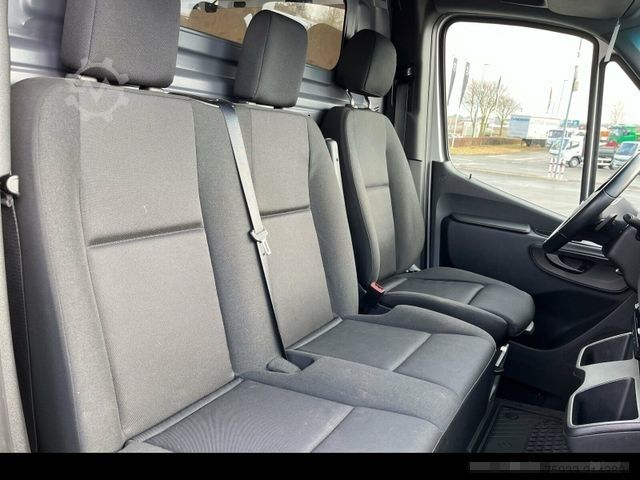 Panel van MERCEDES-BENZ Sprinter 317 CDI AUTOMATIK+AHK2.8t+DISTRONIC+LED