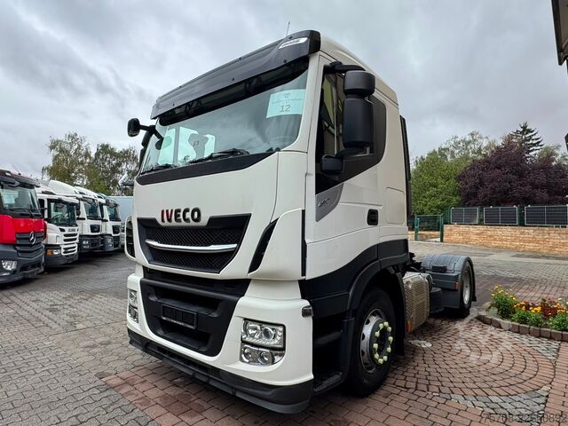 Standard tractor unit IVECO Stralis 440S46*Flachdach*1 Bett*Retarder*TOP !!