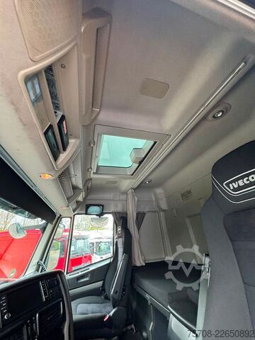 Standard tractor unit IVECO Stralis 440S46*Flachdach*1 Bett*Retarder*TOP !!
