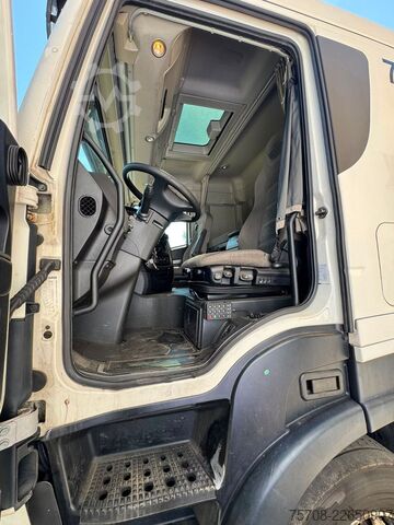Standard tractor unit IVECO Stralis 440S46*Flachdach*1 Bett*PTO*Retarder*TOP