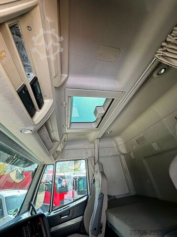 Standard tractor unit IVECO Stralis 440S46*Flachdach*1 Bett*PTO*Retarder*TOP
