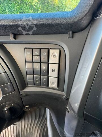 Standard tractor unit IVECO Stralis 440S46*Flachdach*1 Bett*PTO*Retarder*TOP