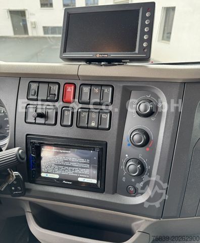 Refrigerated truck DAF LF 260, 16 t GG, LBW, Tiefkühler, Carrier 850