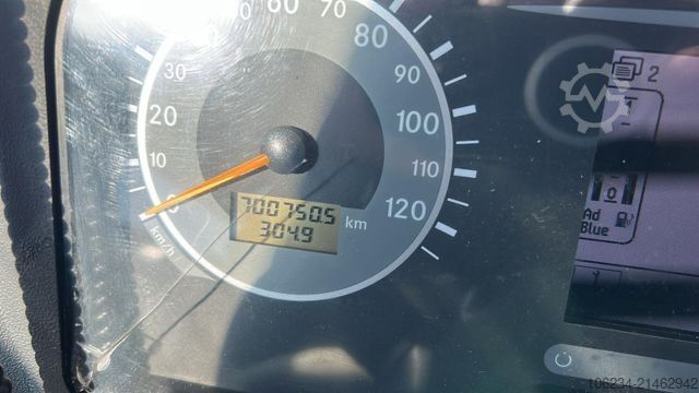 Articulated bus MERCEDES-BENZ Conecto