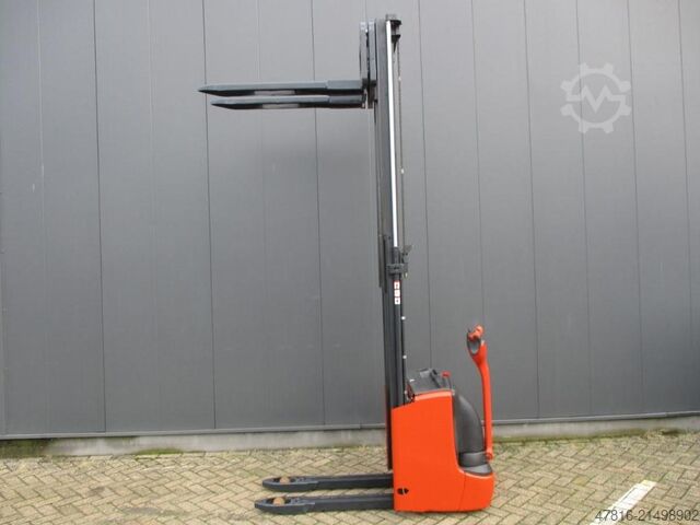 Hochhubwagen Linde L12i