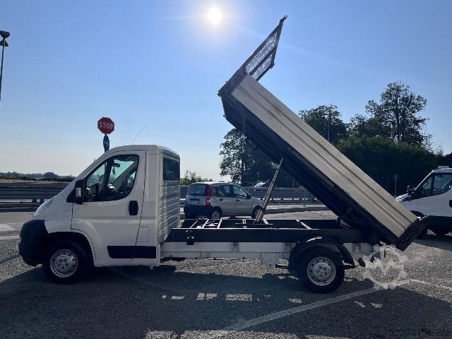 Dreiseitenkipper LKW Peugeot BOXER