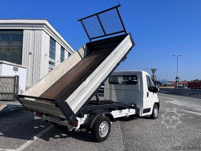 Dreiseitenkipper LKW Peugeot BOXER