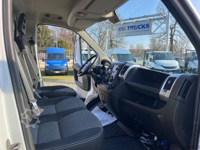 Transporter mit Koffer Fiat DUCATO