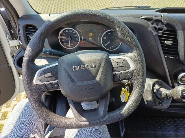 Transporter mit Koffer IVECO DAILY 35C16 3.0