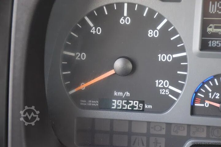 Kipper Mercedes-Benz Axor 1833